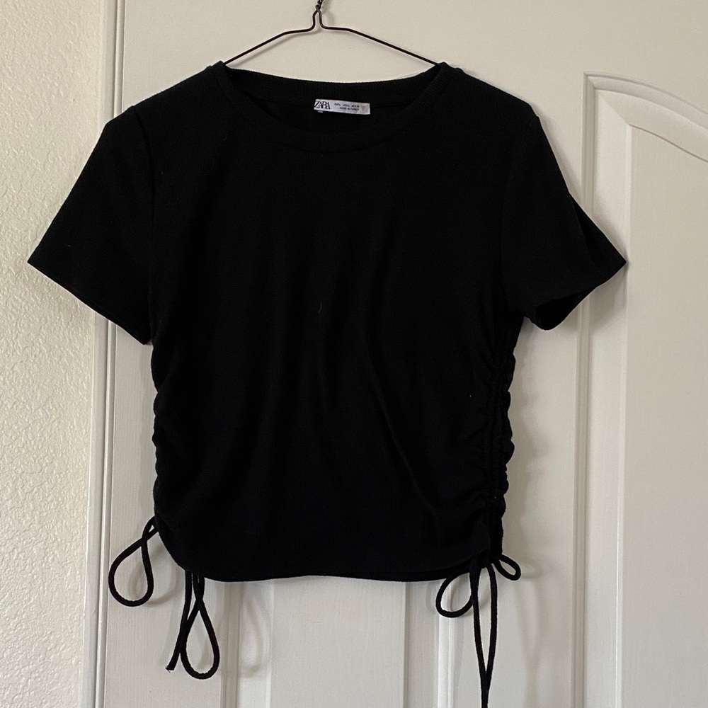 Zara Black Short Sleeve Ruched Tee